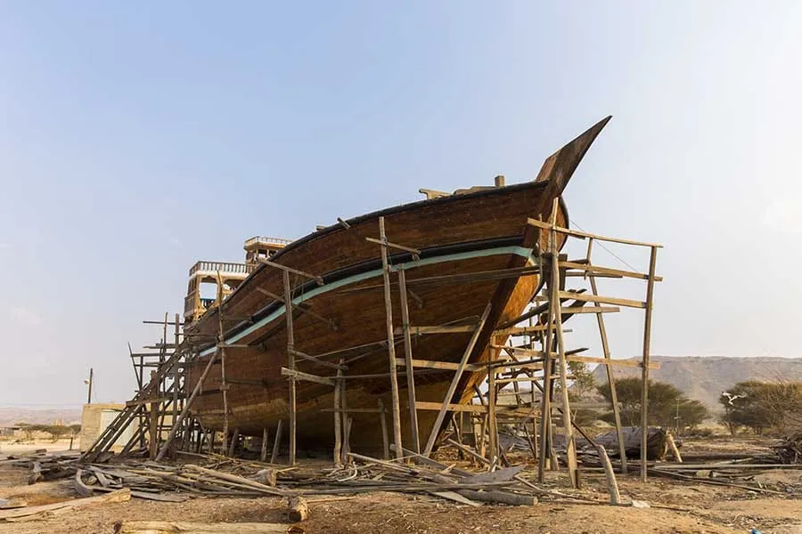 کارگران لنج ساز قشم