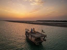 ساحل نقره ای قشم برای عکاسی فرمالیته عروسی