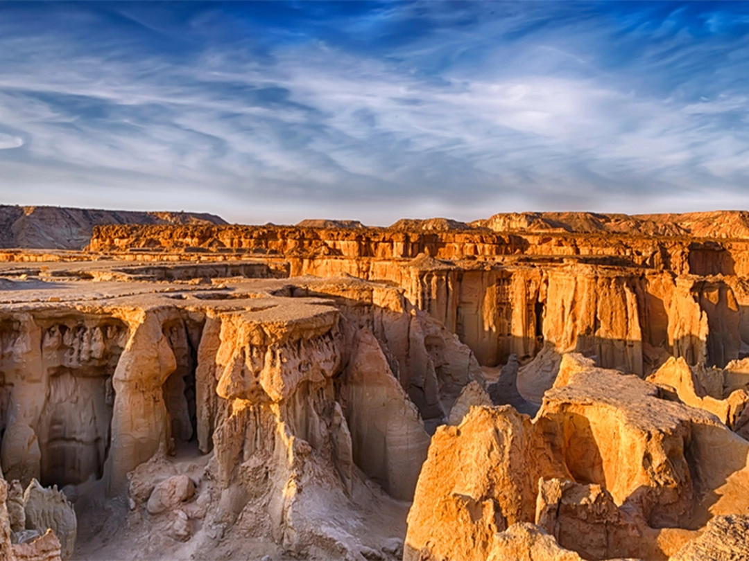 دره تندیس ها و بام قشم