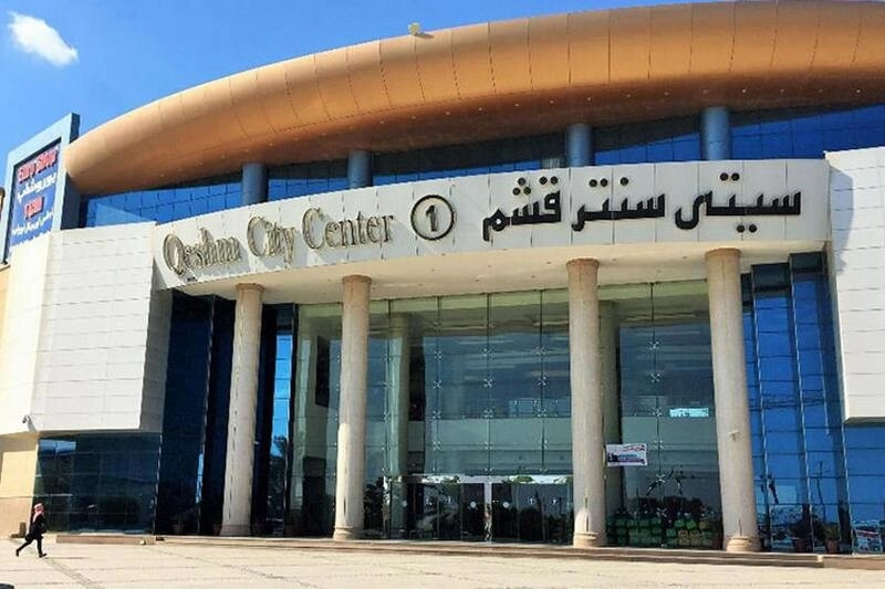 مراکز خرید و فروشگاه‌ها