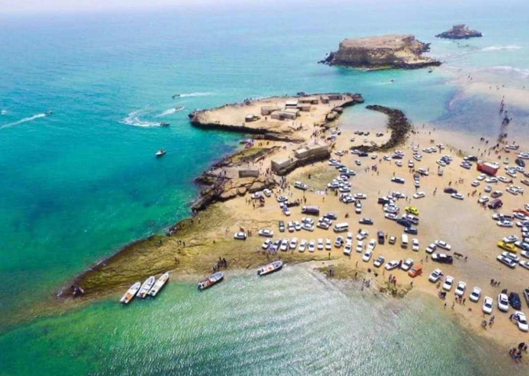 امکانات و تفریحات جزایر ناز قشم