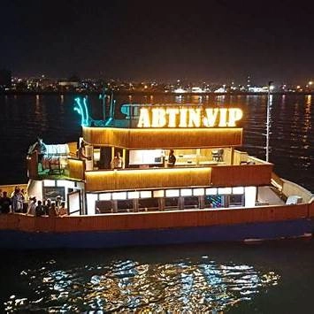 انواع تفریحات قشم و کشتي هاي تفريحي