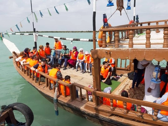 قایق سواری و تفریحات دریایی در دهکده توریستی سهیلی قشم