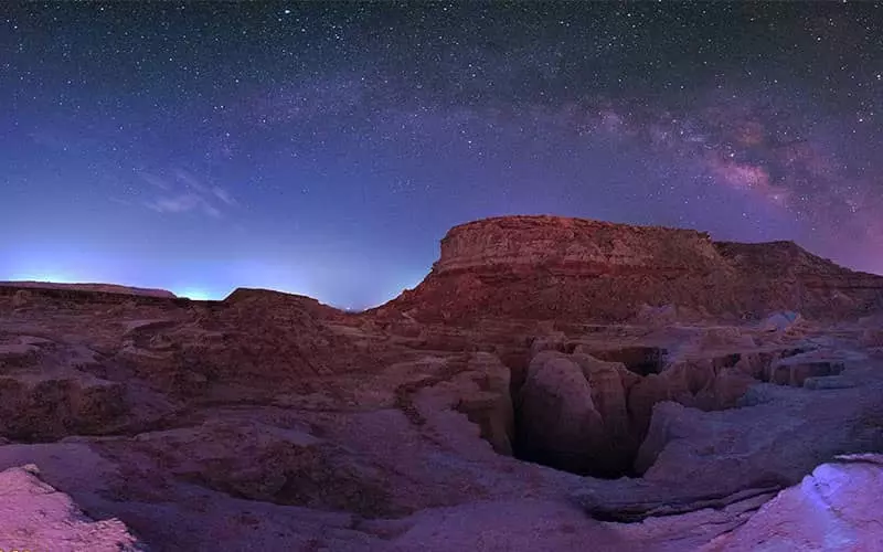 دره ستارگان قشم؛ ستون ها و شیارهای فرسایشی