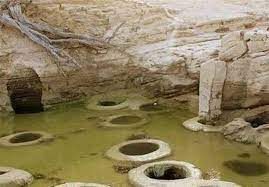 محوطه چاه های طلا و بافت تاریخی لافت