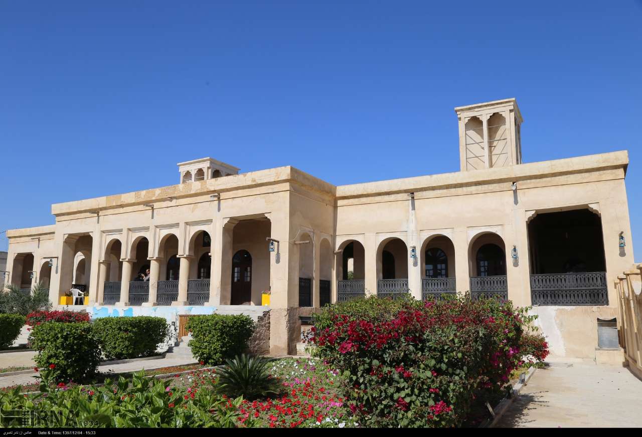 سقف و بادگیر در معماری بنگله