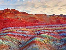 شناورهای تندرو از بندرهای اصلی قشم حرکت میکنند