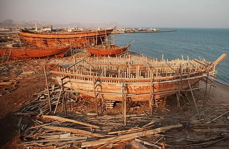 ساخت لنج چوبی در قشم