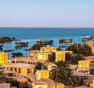 روستای لافت با بادگیرهای سنتی