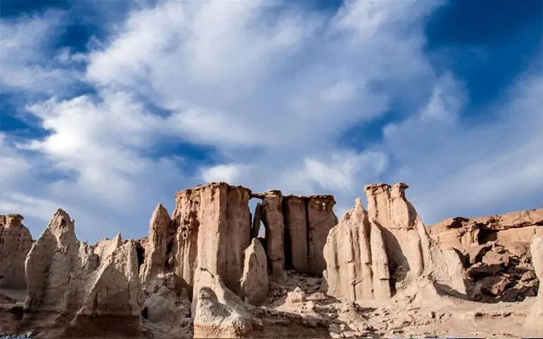 نکات گردشگری بام قشم