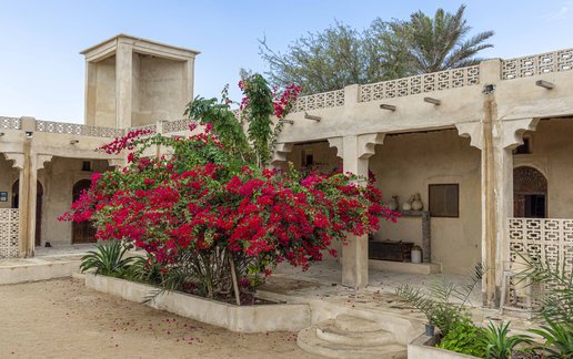 ترکیب بادگیرها و بافت قدیمی روستای لافت