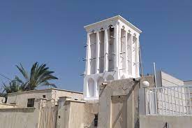 بادگیرهای لافت در غروب آفتاب