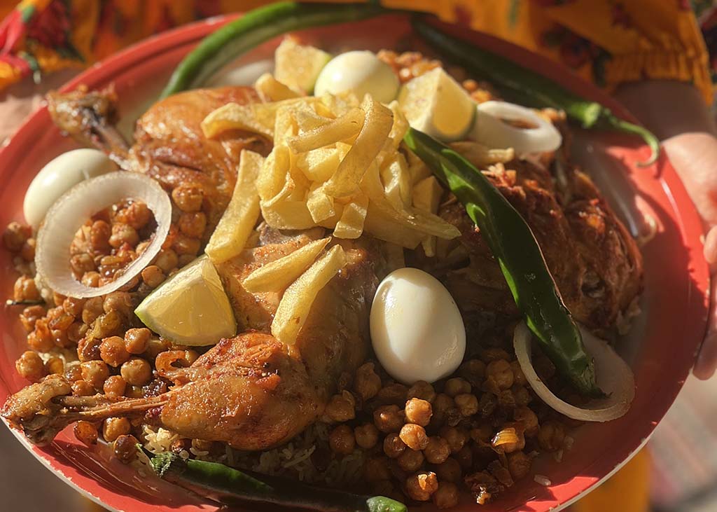 سفره غذاهای سنتی قشم برای گردشگران