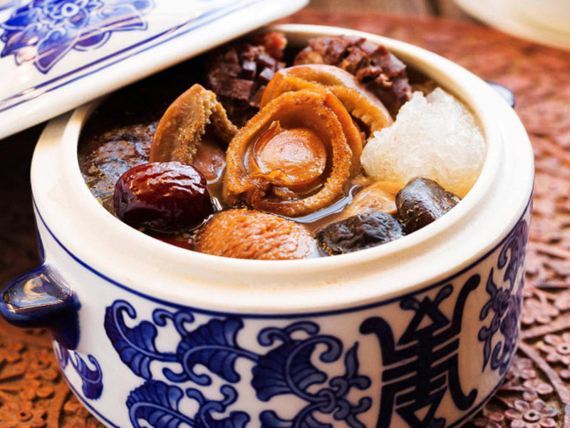 غذای صدف در قشم با صدف تازه و ادويه محلي