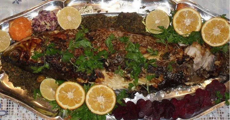 بهترین زمان برای خوردن سبزی پلو با ماهی در قشم