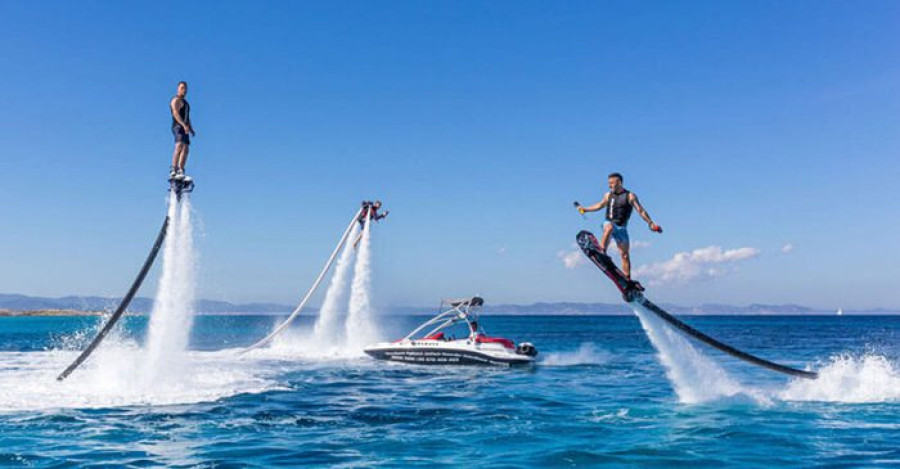 نکات ایمنی در فلای بوردسواری در قشم