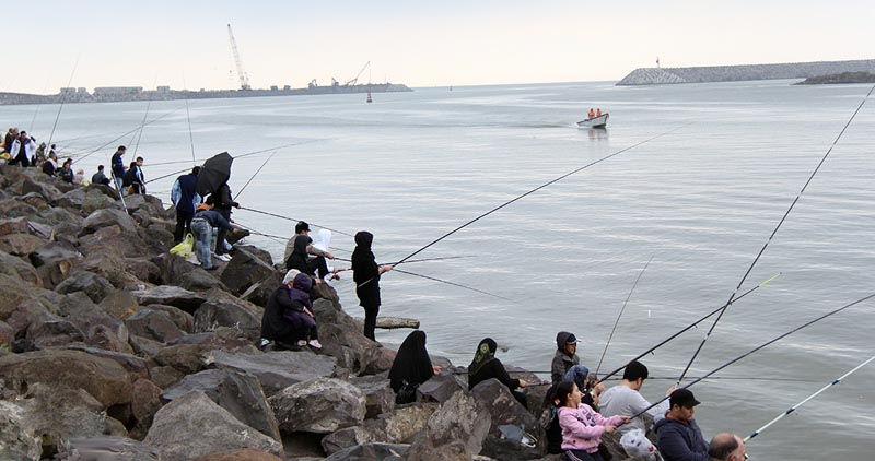 کشتي تفريحي در تورهای دریایی قشم