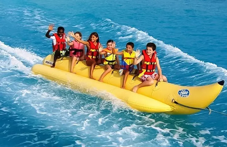 تفریحات آبی قشم با تخفیف