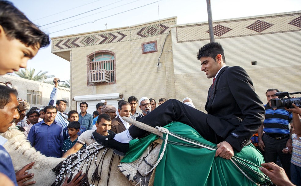 لباس عروس و داماد در عروسی قشم