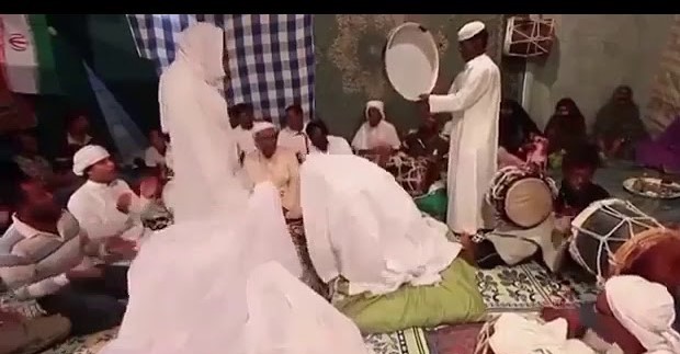 شرکت در مراسم سنتی قشم با رعایت نکات فرهنگی