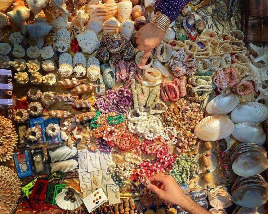 نمایی کلی از صنایع دستی قشم و سوغات محلی