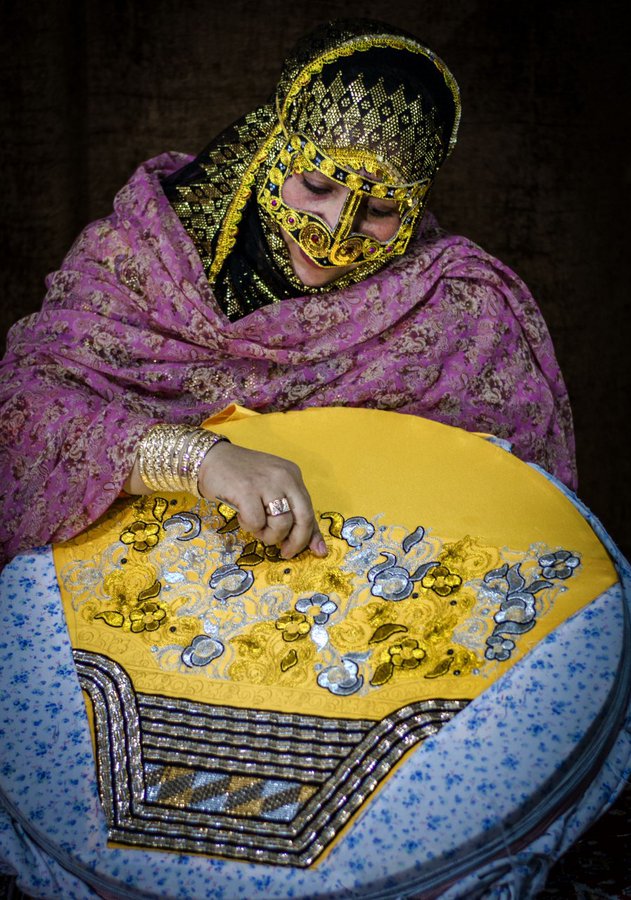 زیور الات و تزئینات دریایی ساخته شده با صدف و مرجان در قشم