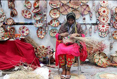 نمونه ای از گلیم و بافت های سنتی قشم