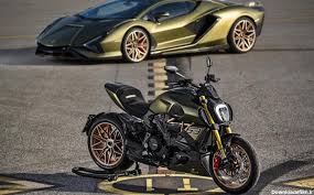 گردش در قشم با ماشين و موتور