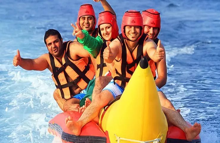 گشت دریایی با کشتی آبتین قشم