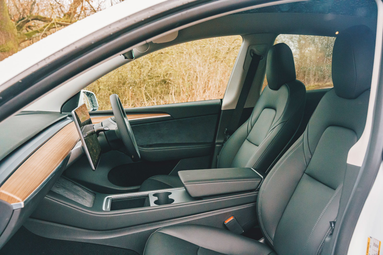 کابين تسلا مدل Y