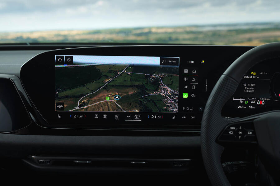 نقشه و رابط کاربری ناوبری آئودی A6 2025