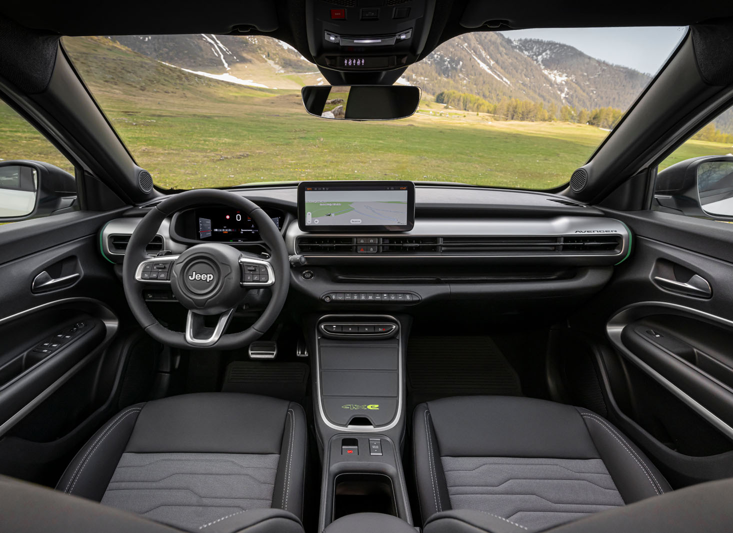 کابین جیپ اونجر 2025 با نمایشگرهای دیجیتال