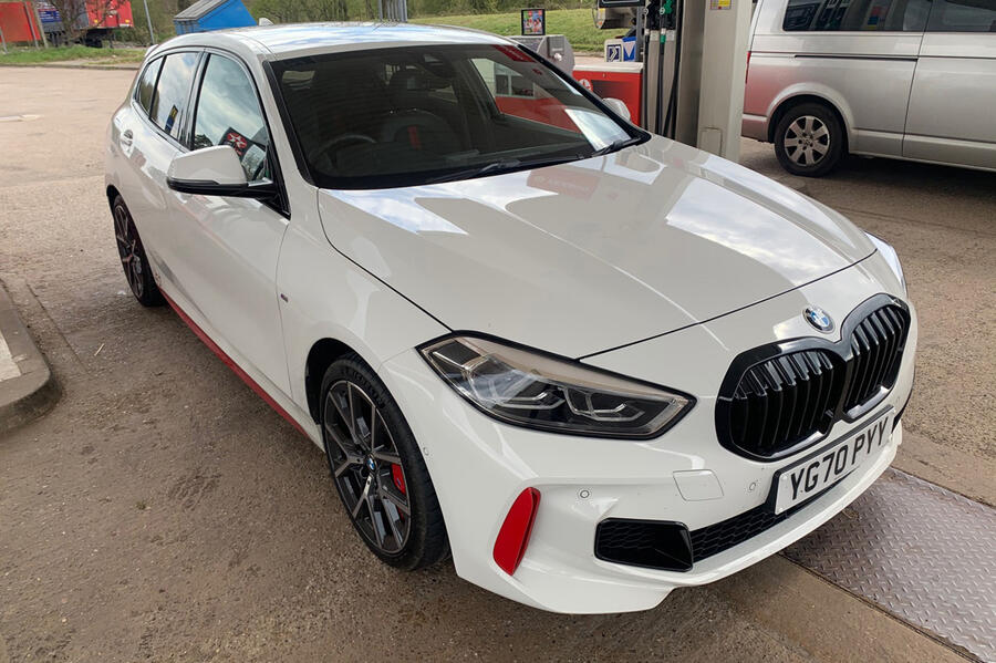 نمایشگر مصرف سوخت بی‌ام‌و 128ti