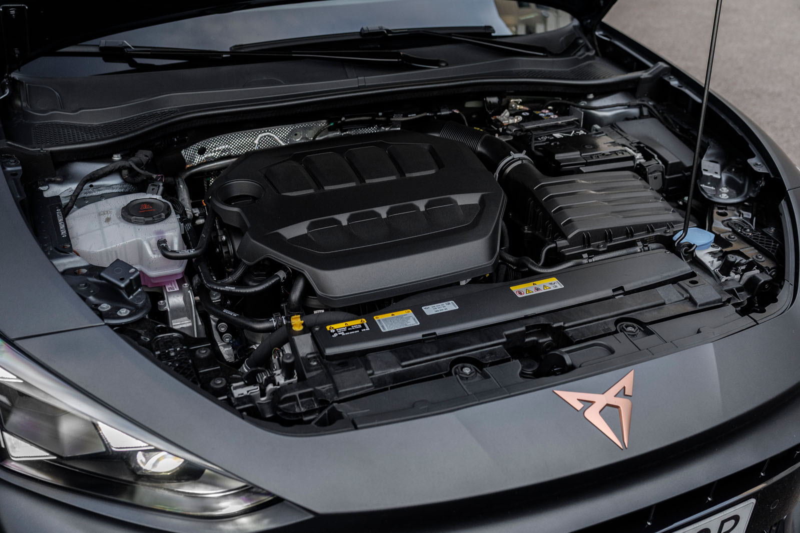 تست عملکرد موتور 2 لیتری کوپرا لئون VZ