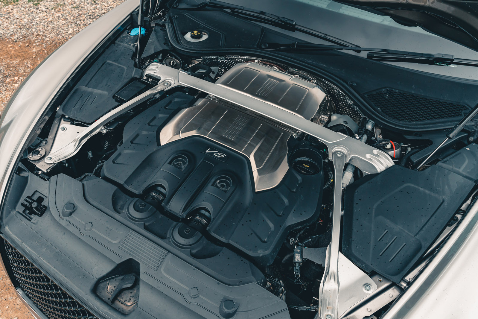 موتور ۴ لیتری V8 توئین توربو بنتلی GTC V8 S