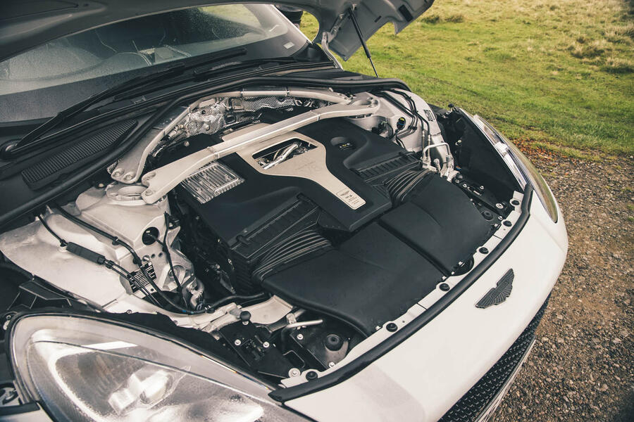 توربوشارژرهای والهالا توربوشارژرهای بزرگتر والهالا در DBX S