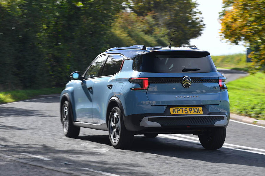 دینامیک عقب C3 ایر کراس سیتروئن C3 ایر کراس ۲۰۲۵ ۲۷ عقب پیچ