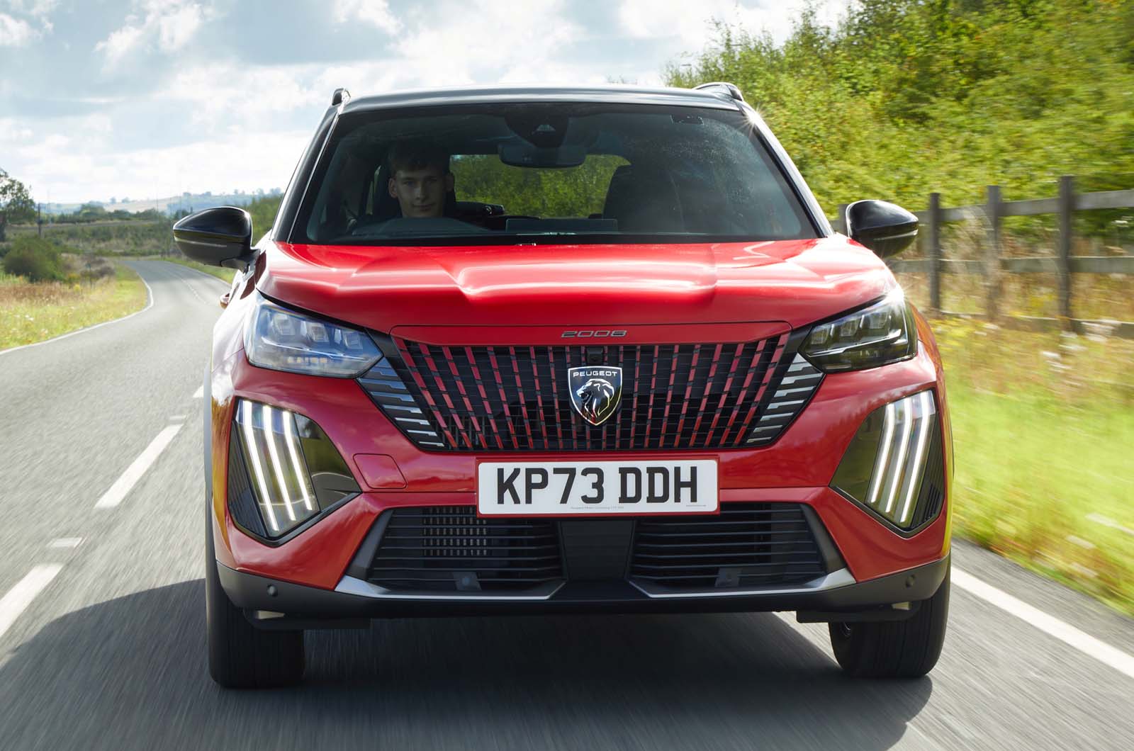 جلوپنجره جدید پژو ۲۰۰۸ با لوگوی بزرگ شیر