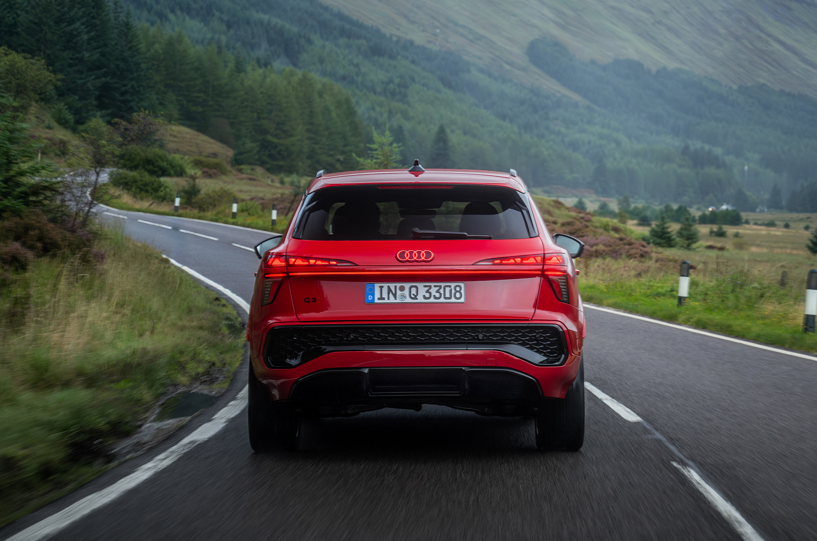 نمای جلو در حال حرکت سریع