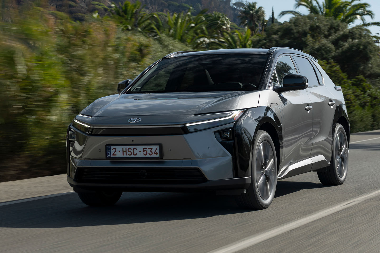 هندلینگ تویوتا bZ4X 2025