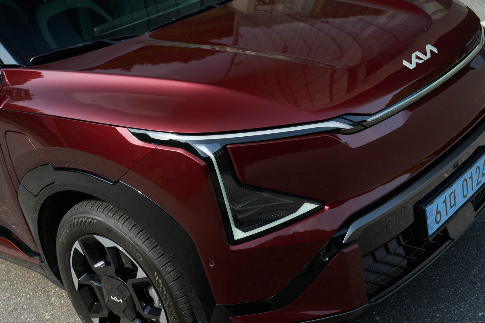 نمای جانبی کیا EV5 2025