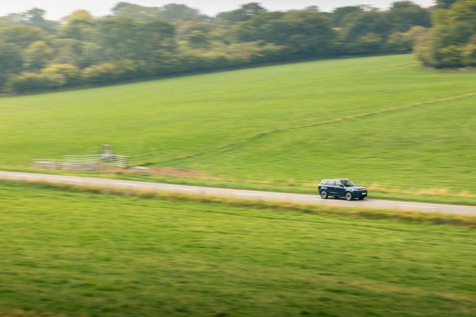 Jaecoo E5 در جاده کوهستانی