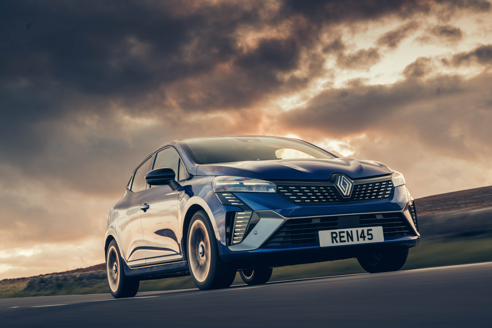 کنترل هندلینگ رنو کلیو