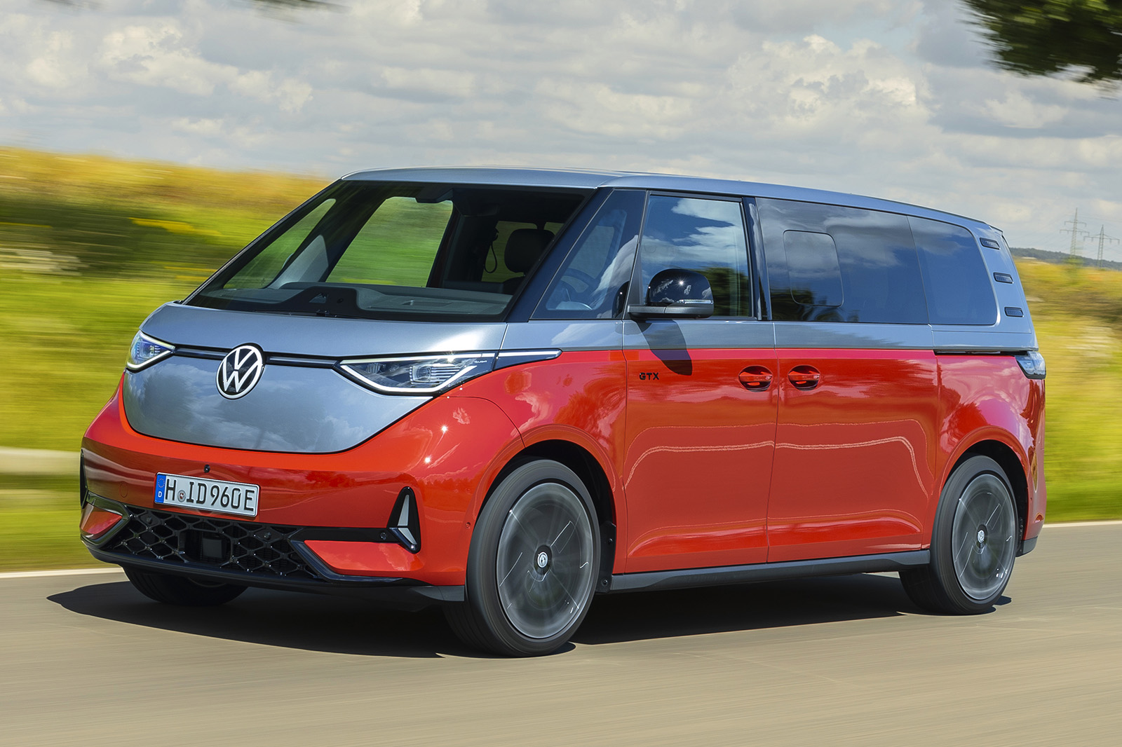 نمای اصلی جلو فولکس واگن ID Buzz GTX