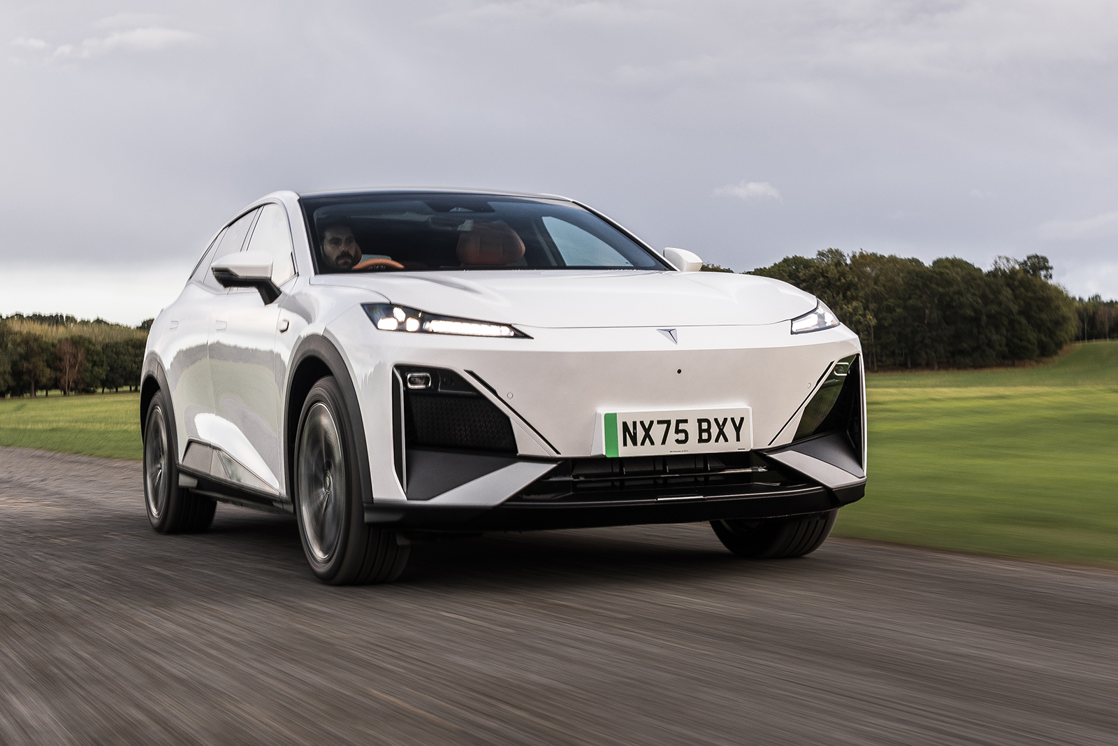 چانگان دیپال اس 07 از نمای جلو