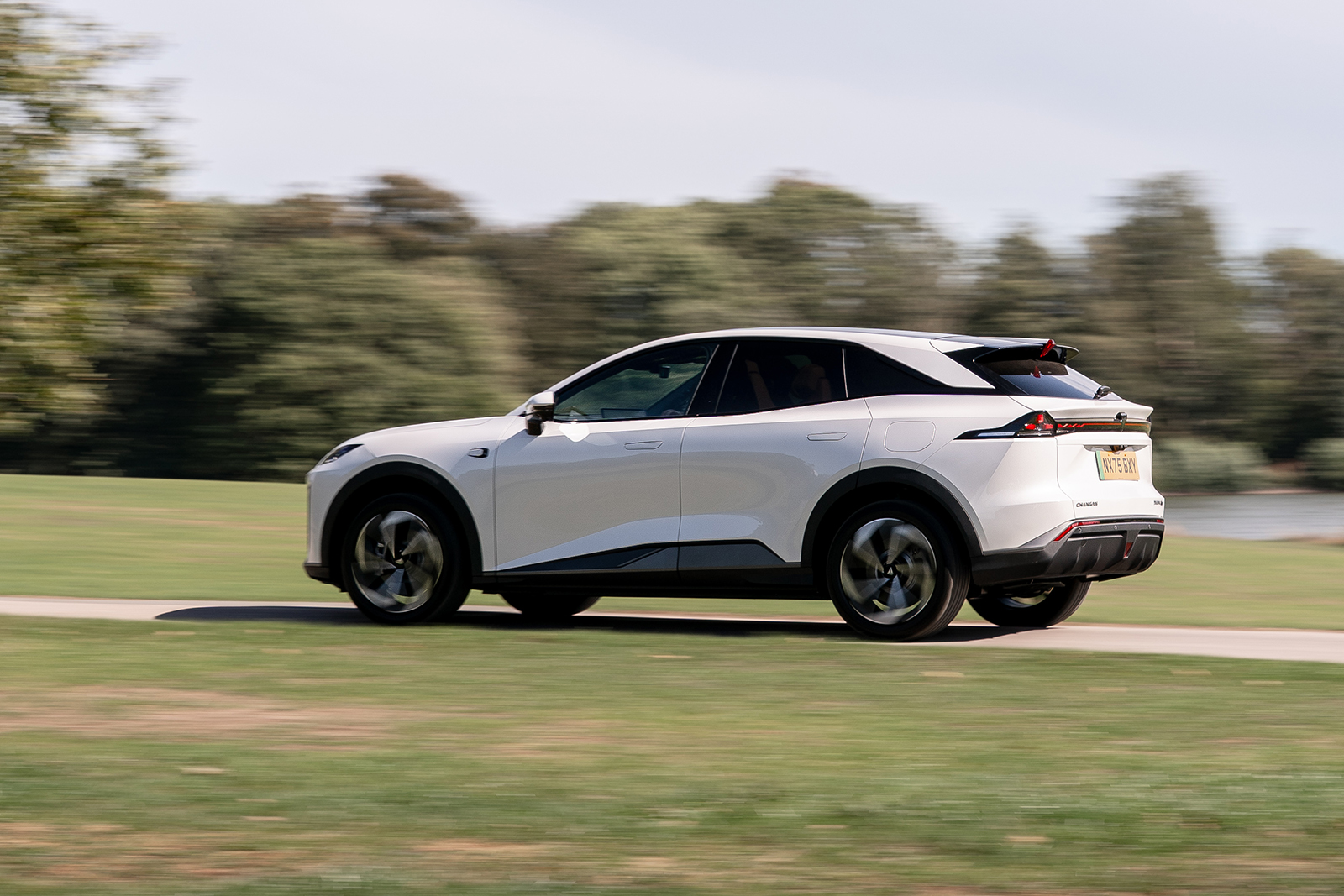 موتور الکتریکی و سیستم تعلیق چانگان دیپال اس 07