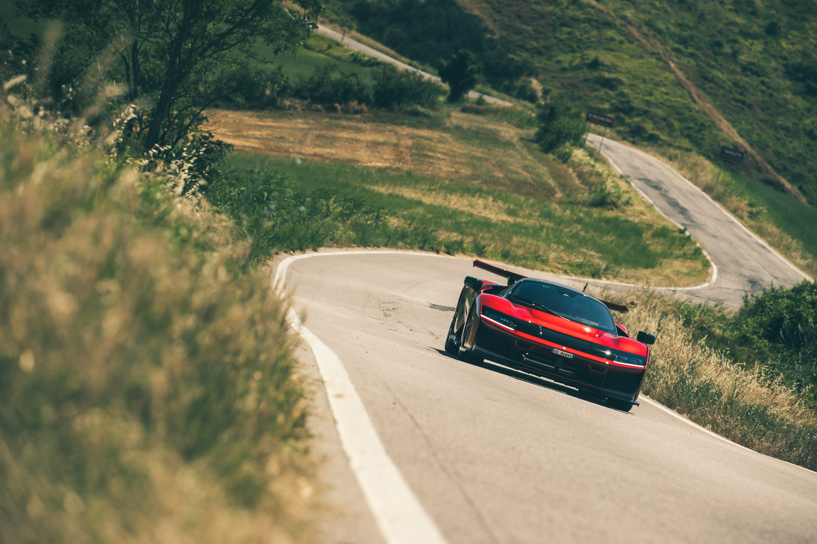 بررسی فراری اف 80 2025 تصویر شماره 21