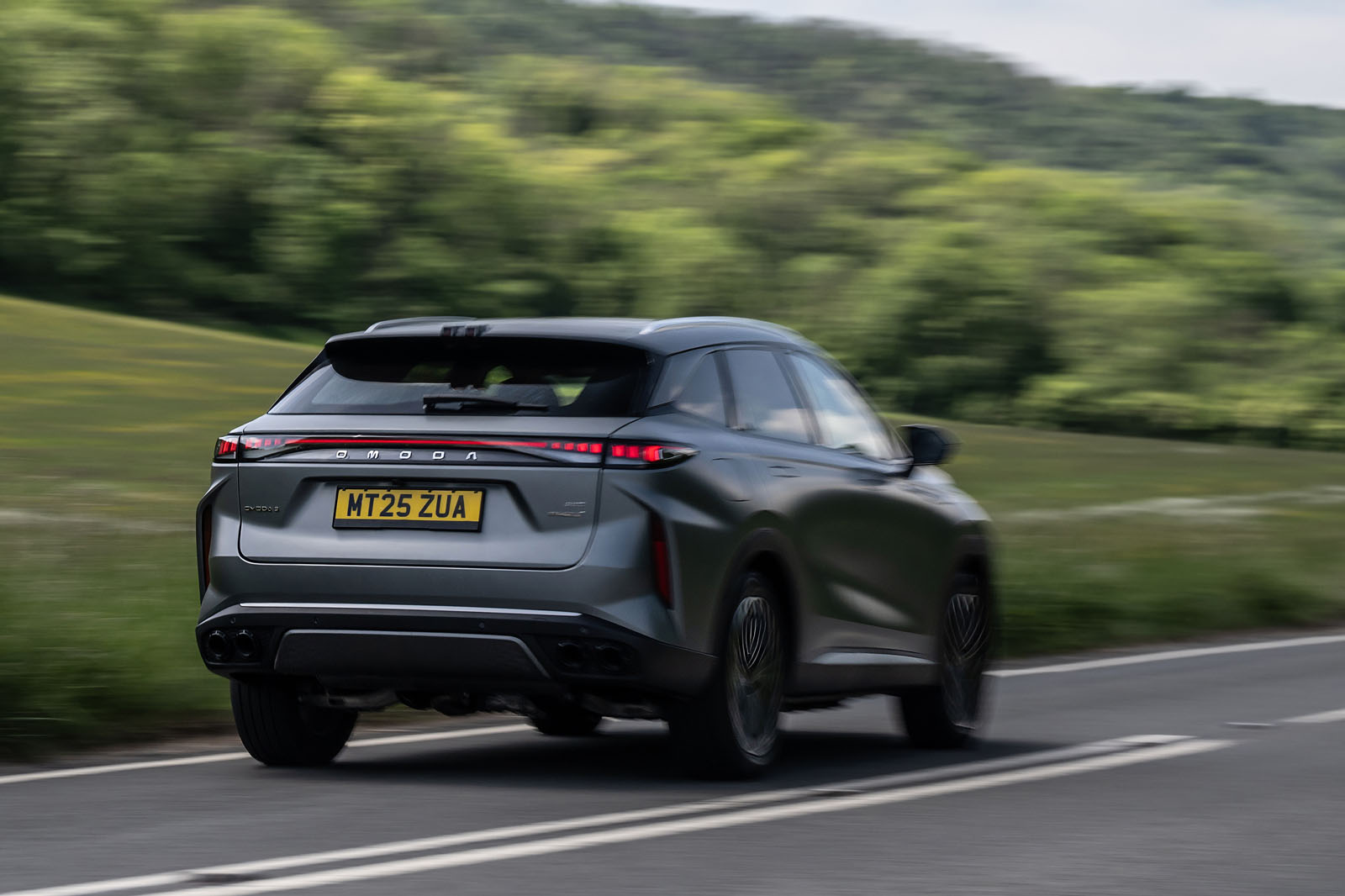 نمای عقب اومودا 9 در حرکت