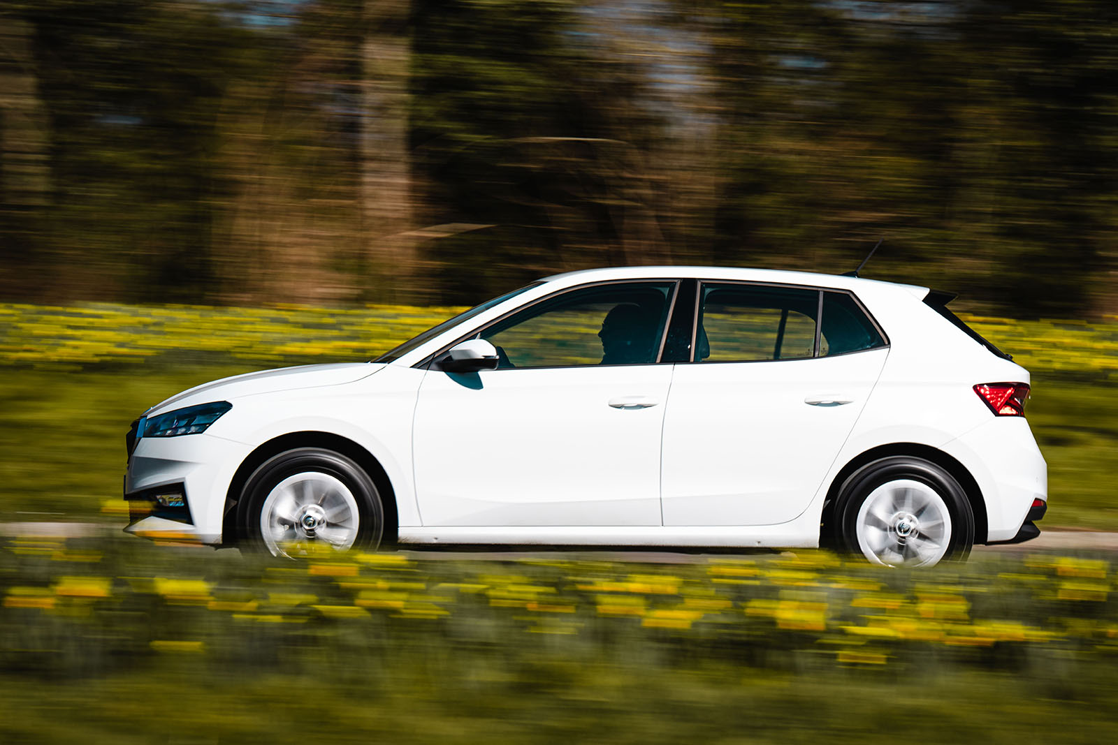 نمای جانبی اسکودا فابیا