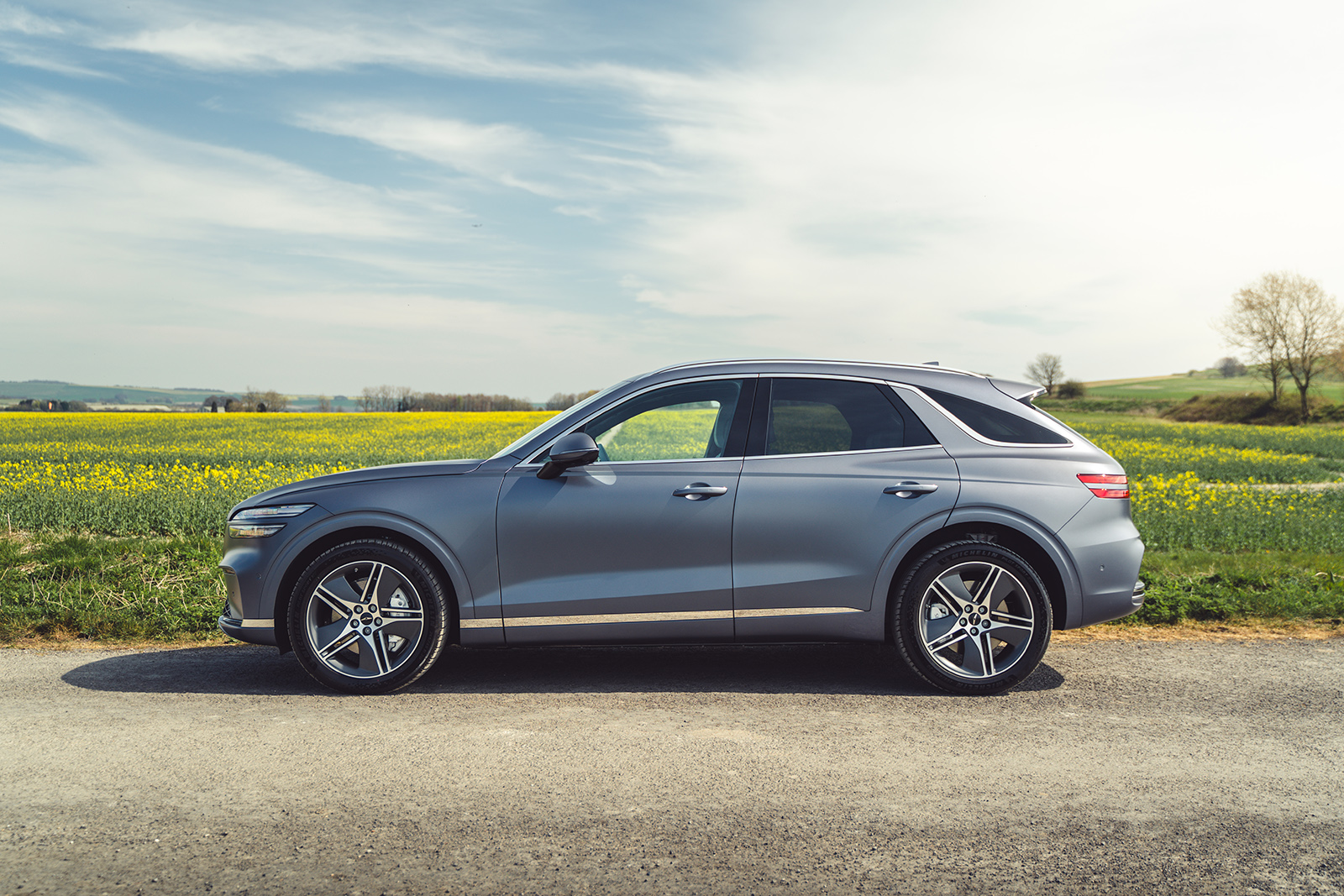 طراحی بیرونی جنسیس GV70 برقی مدل 2025